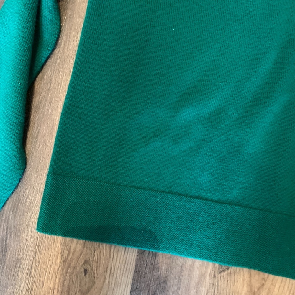 W by Worth jade green 100‎ percent wool sweater. Never worn. - Picture 5 of 6